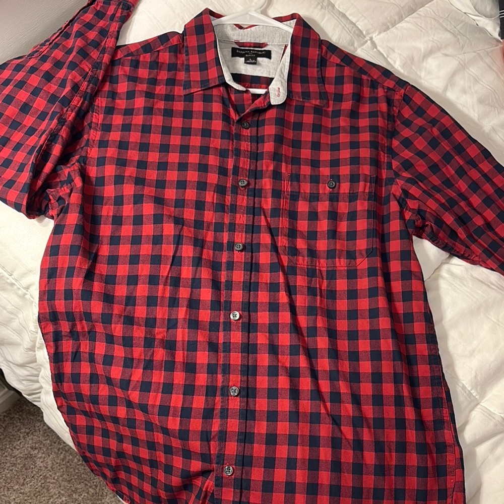 Banana Republic Red and Black Casual Button Down Shirt Slim Fit Large
